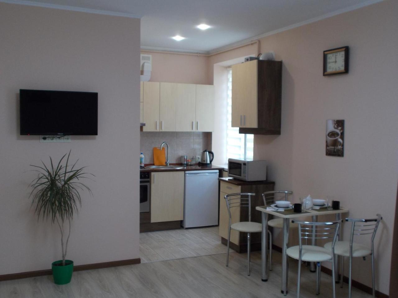 Apartment Near The Forum Mall Львов Экстерьер фото